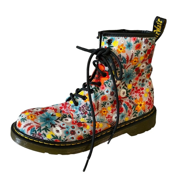 Dr. Martens Shoes Dr Martens 46 Wanderlust Canvas Boot Floral Print Size 7 Left Single Shoe